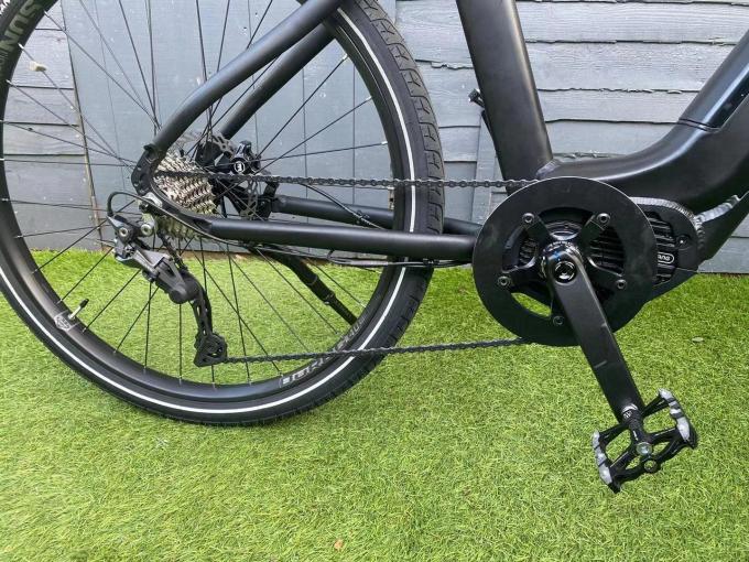Şehir Boyutu Bayan 26 İnç Tekerlek Elektrikli Bisiklet 48V 500W M500 Motor ile Adım 2