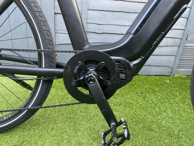 Şehir Boyutu Bayan 26 İnç Tekerlek Elektrikli Bisiklet 48V 500W M500 Motor ile Adım 3