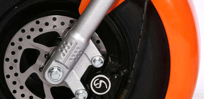 Fat Tire Harley Citycoco Elektrikli Scooter 2000w 2 Tekerlek Uzun Menzilli 18